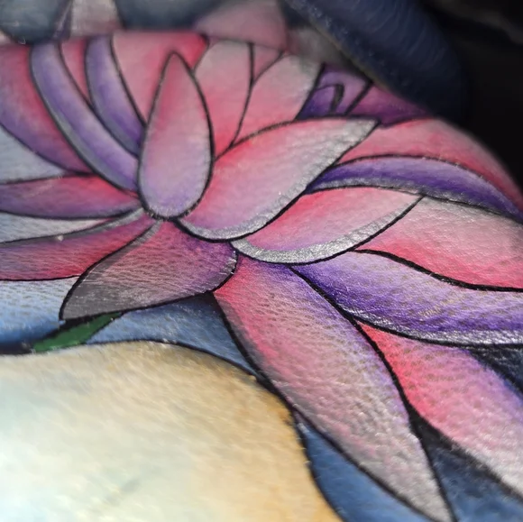 BEAUTIFUL  ALL LEATHER BUCKET KOI BAG Large - Picture 15 of 16